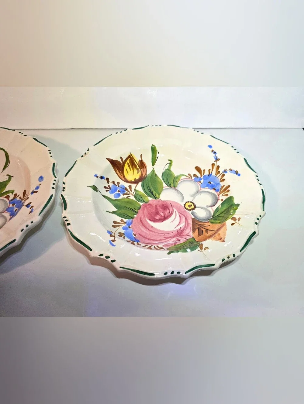 Italian Renaissance Revival Nove Rose Bowl 9.5